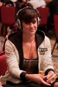 a gorgeous female poker pro